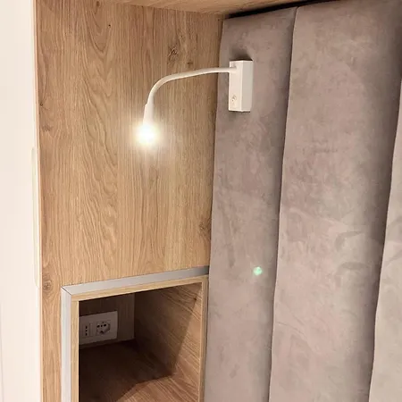 Sky - Modern And Comfortable Apartment, Wifi Апартаменты