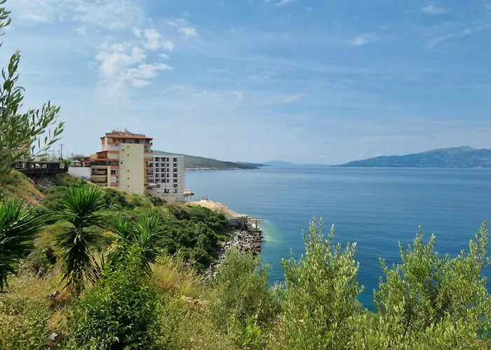 Modern And Comfortable Apartment, Coastline, Wifi *