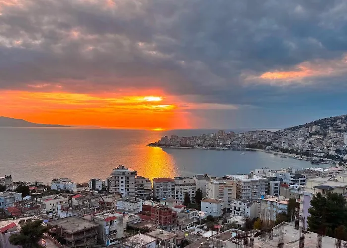 Modern And Comfortable Apartment, Coastline, Wifi