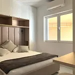 Sky - Modern And Comfortable Apartment, Wifi Apartment *