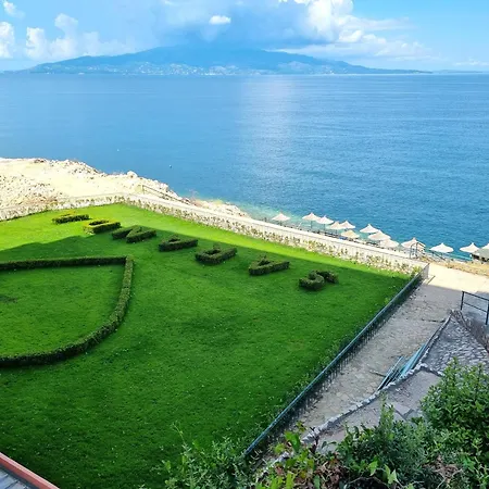Sky - Modern And Comfortable Apartment, Wifi *