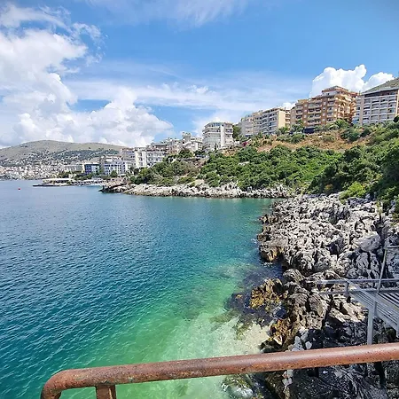 Sky - Modern And Comfortable Apartment, Wifi * Sarandë